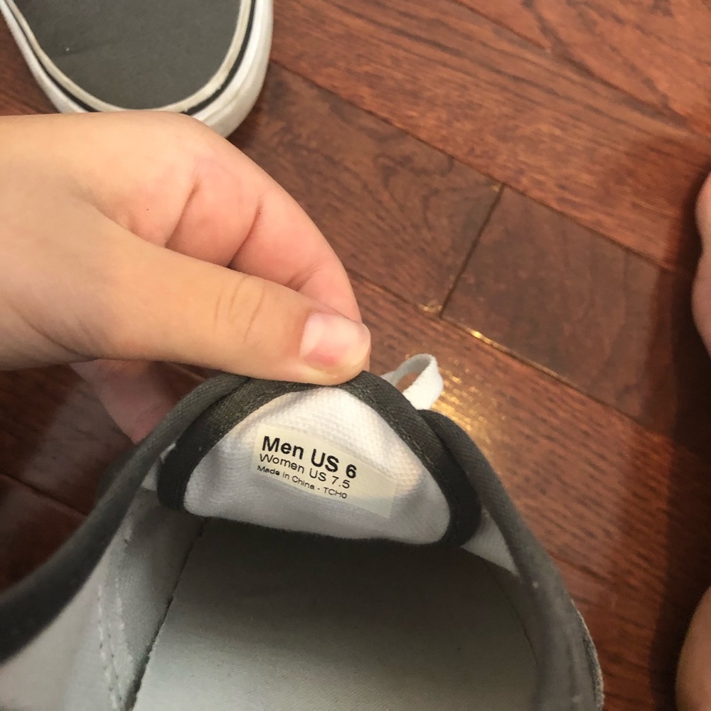 vans - Picture 4 of 4